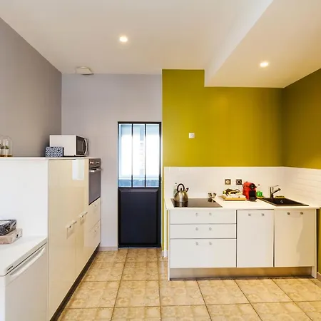 Charleville-mezieres: Belle Vue Place Ducale Apartament Charleville-Mézières