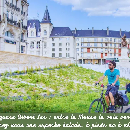 Charleville-mezieres: Belle Vue Place Ducale